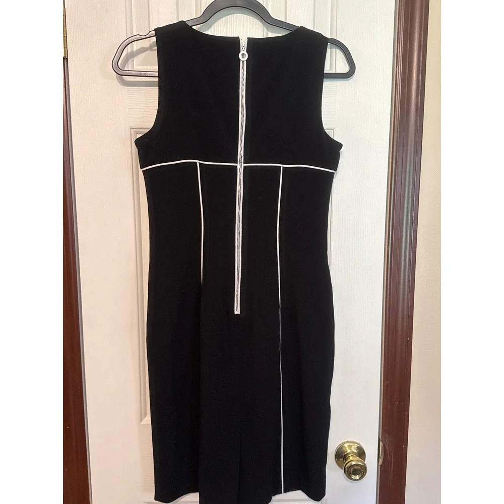 Calvin‎ Klein Sheath Dress White Trim Sleeveless Career Black Size 2
